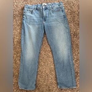 Jen 7 slim boyfriend fit Jean in size 14.